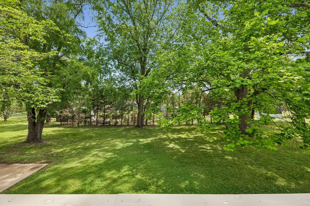 281 Lake Terrace Drive Hendersonville TN 37075