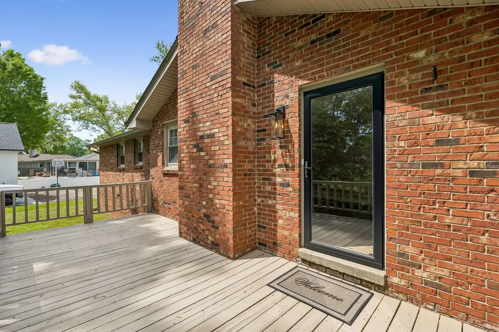 281 Lake Terrace Drive Hendersonville TN 37075
