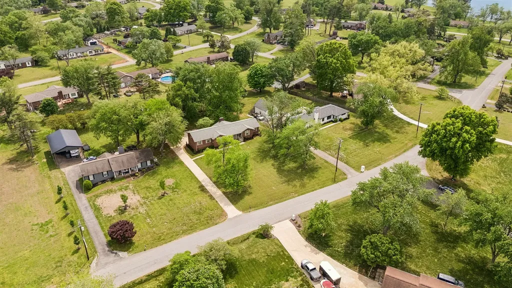 281 Lake Terrace Drive Hendersonville TN 37075