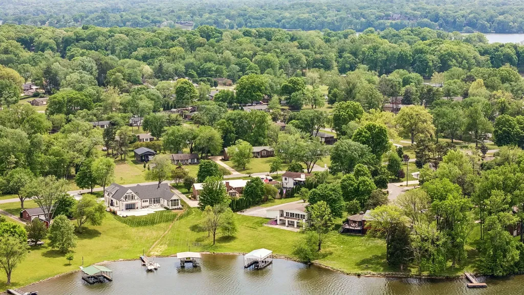 281 Lake Terrace Drive Hendersonville TN 37075