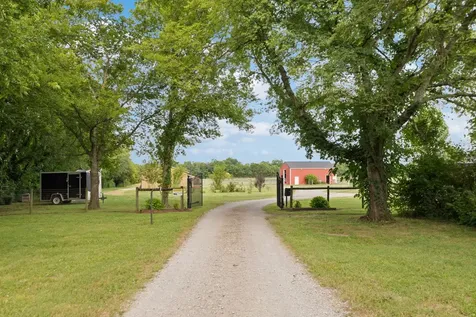 5303 Eagleville Pike Eagleville TN 37060