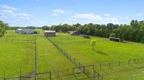5303 Eagleville Pike Eagleville TN 37060