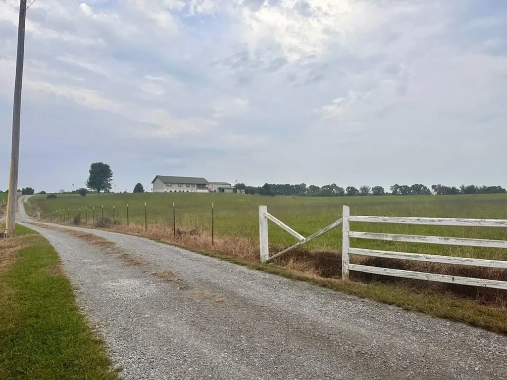 12343 Griffith Road Pikeville TN 37367