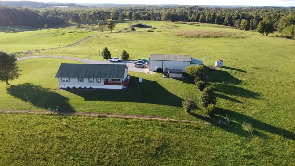 12343 Griffith Road Pikeville TN 37367