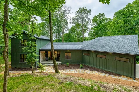 19 Stonehaven Drive Signal Mountain TN 37377