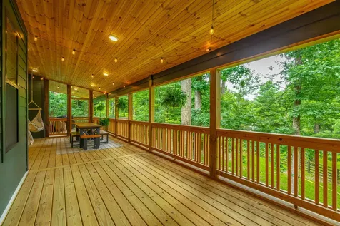 19 Stonehaven Drive Signal Mountain TN 37377
