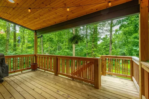 19 Stonehaven Drive Signal Mountain TN 37377