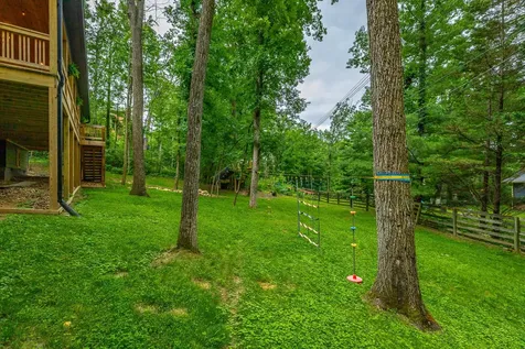 19 Stonehaven Drive Signal Mountain TN 37377