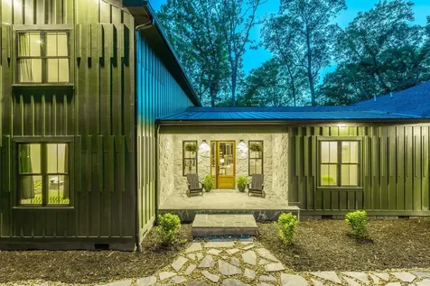 19 Stonehaven Drive Signal Mountain TN 37377