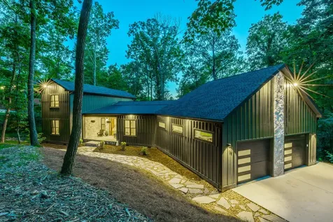 19 Stonehaven Drive Signal Mountain TN 37377