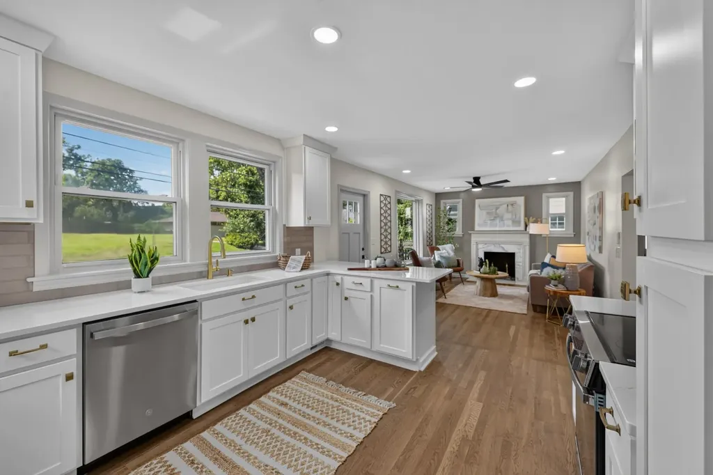 1025 Maplewood Place Nashville TN 37216