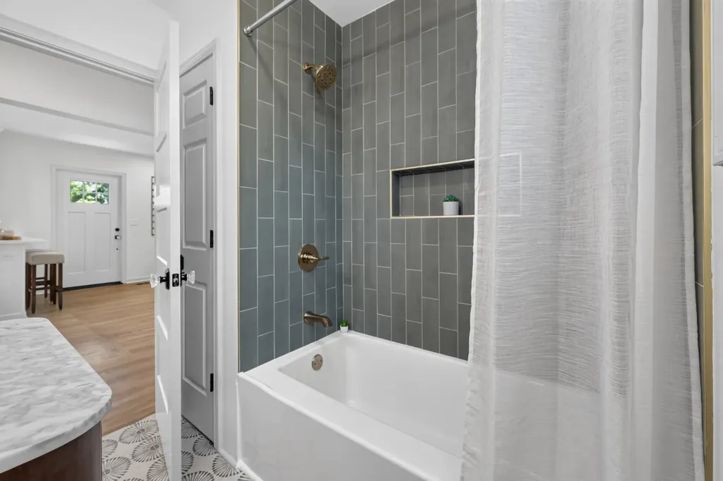 1025 Maplewood Place Nashville TN 37216