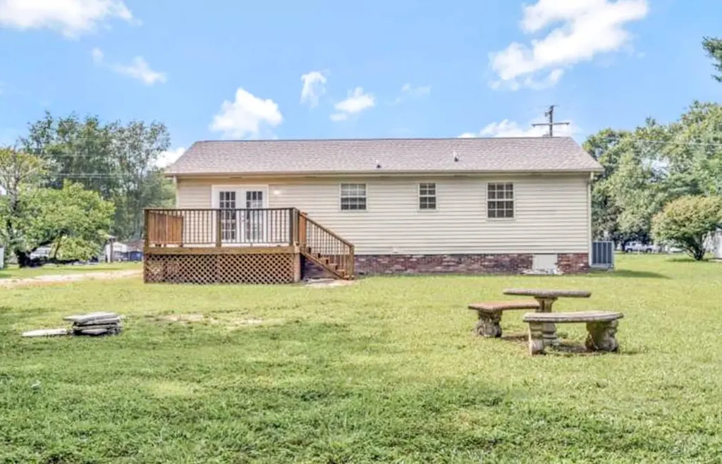 345 Marrell Street Gallatin TN 37066
