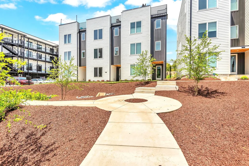 502 Cliff Circle Nashville TN 37218