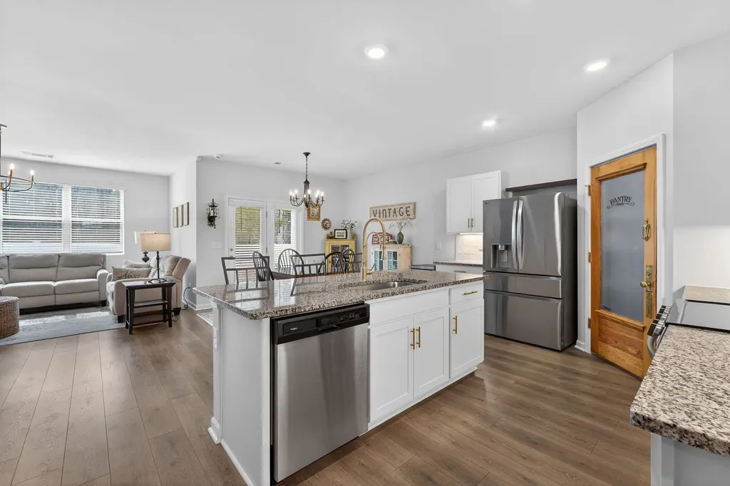 219 Addison Avenue Chapel Hill TN 37034