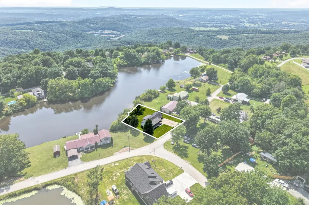 119 Vandy Circle Sparta TN 38583