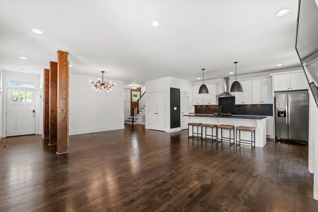 602 Douglas Avenue Nashville TN 37207