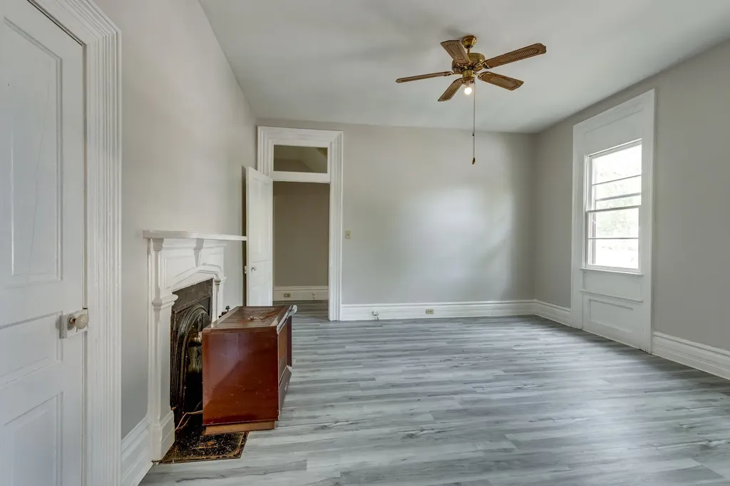 322 W 12th Street Columbia TN 38401