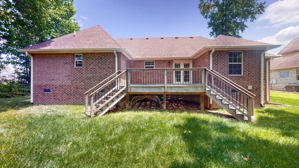 309 Springbrook Boulevard White House TN 37188