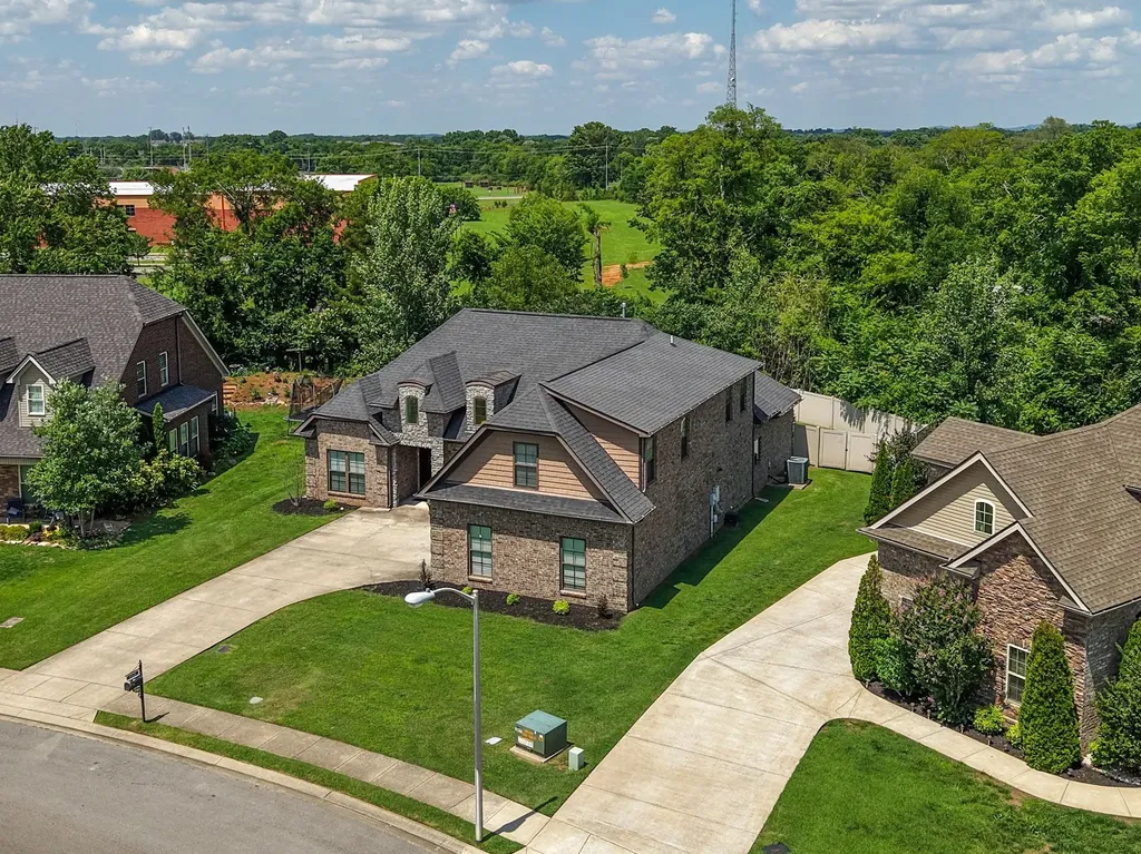 4532 Garcia Boulevard Murfreesboro TN 37128