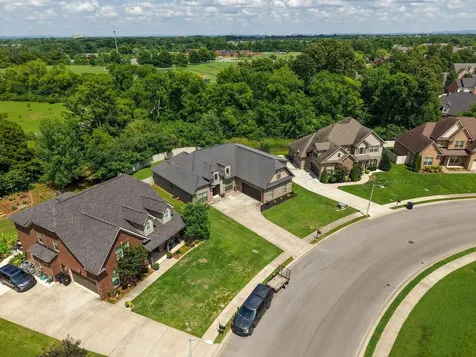 4532 Garcia Boulevard Murfreesboro TN 37128