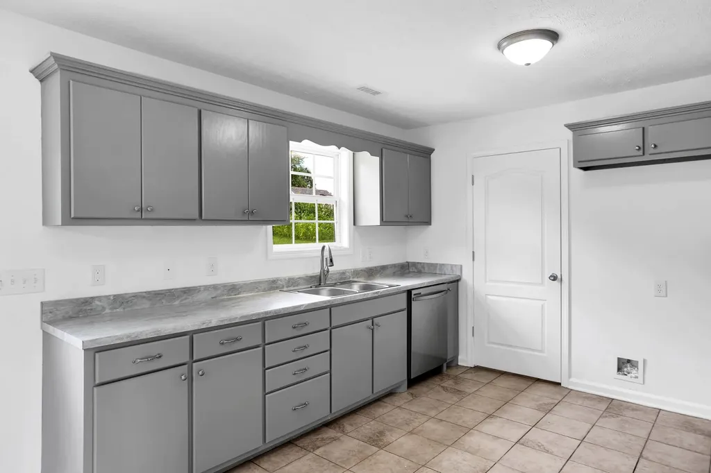 307 Shadow Drive Shelbyville TN 37160
