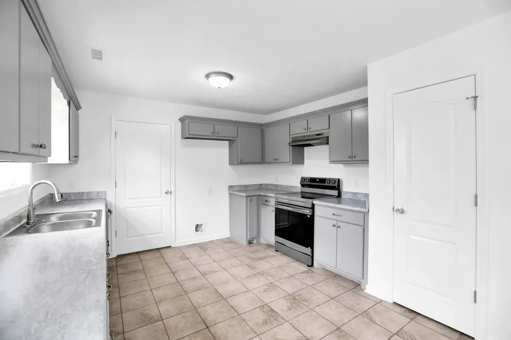 307 Shadow Drive Shelbyville TN 37160