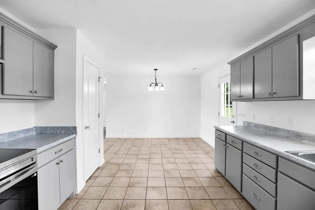 307 Shadow Drive Shelbyville TN 37160
