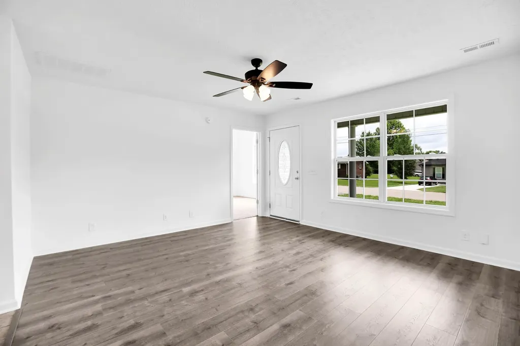 307 Shadow Drive Shelbyville TN 37160
