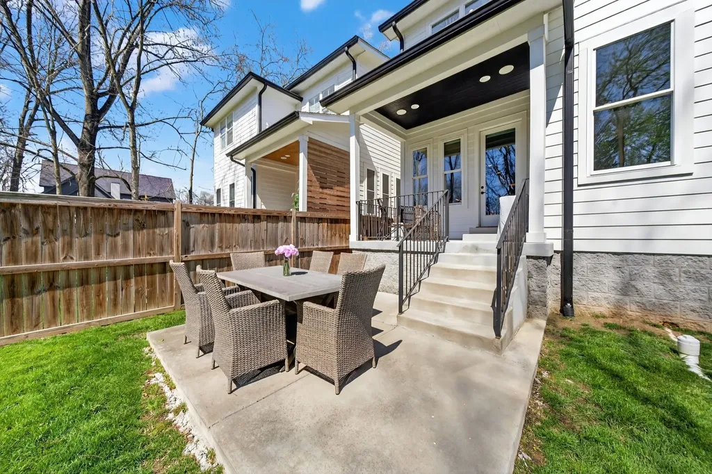 921A Woodmont Boulevard Nashville TN 37204