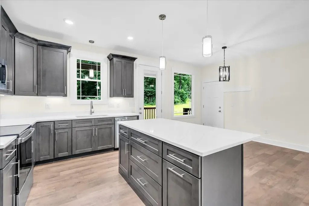 634 Mountain View Drive Morrison TN 37357