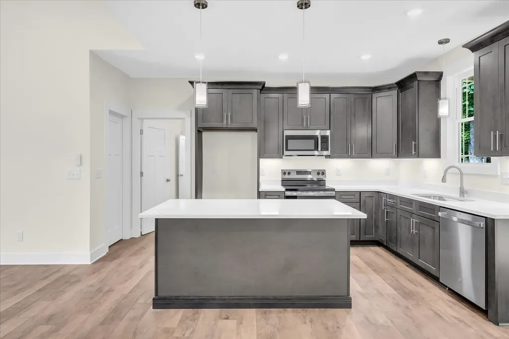 634 Mountain View Drive Morrison TN 37357