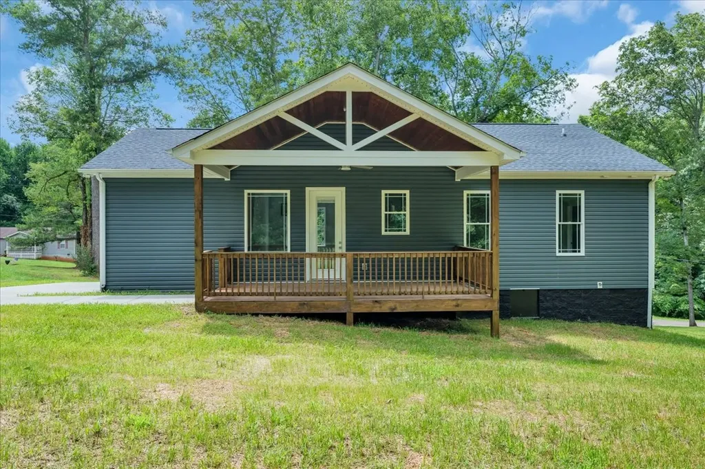 634 Mountain View Drive Morrison TN 37357