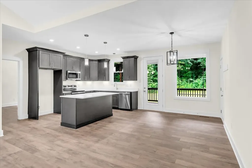 634 Mountain View Drive Morrison TN 37357