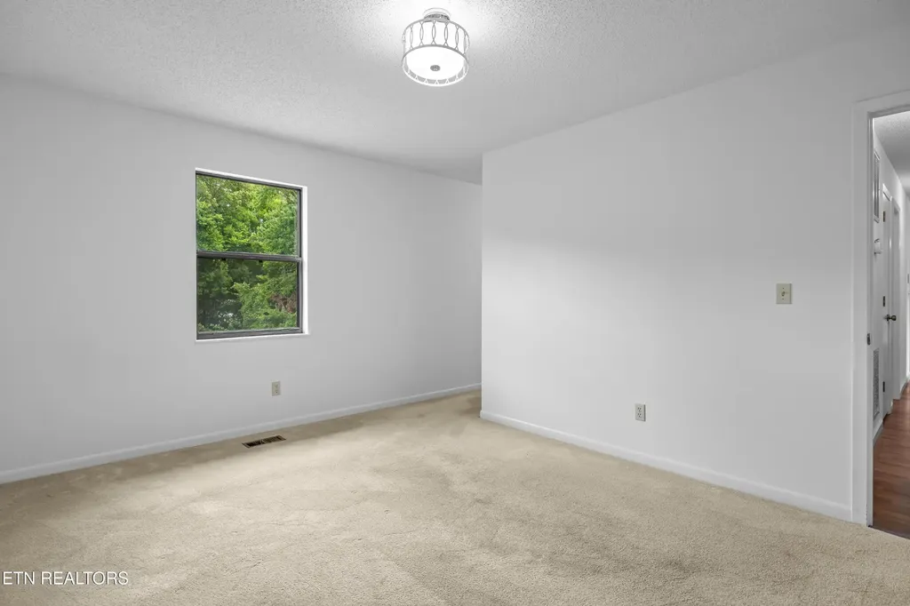 2710 Timberline Drive Maryville TN 37801