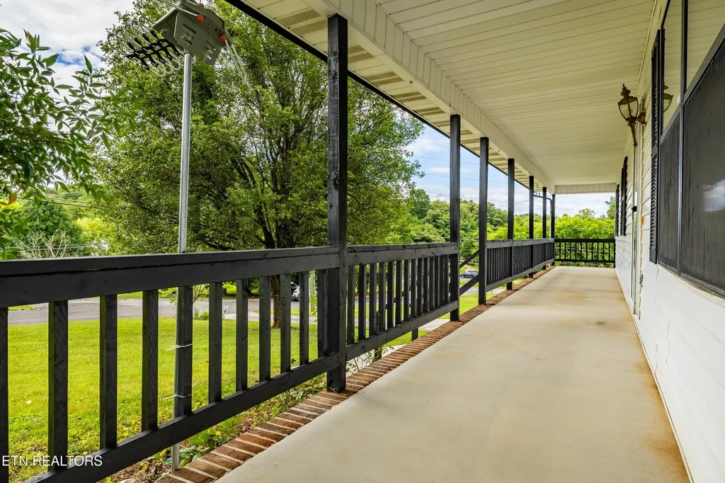 2710 Timberline Drive Maryville TN 37801