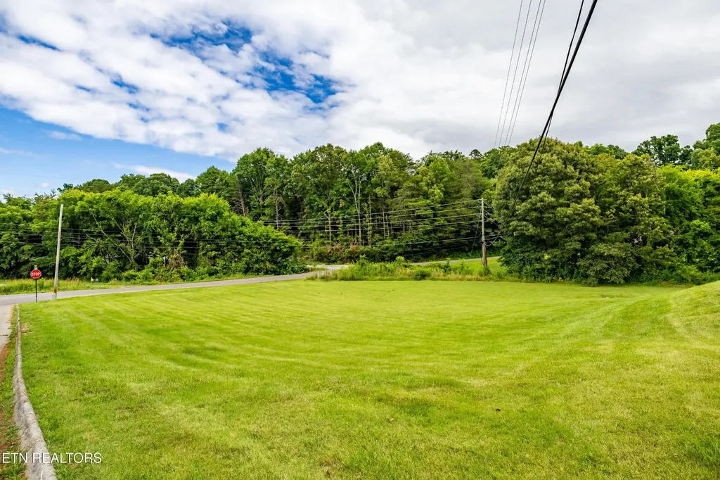 2710 Timberline Drive Maryville TN 37801