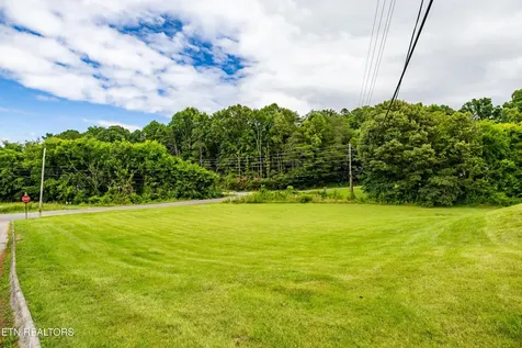 2710 Timberline Drive Maryville TN 37801