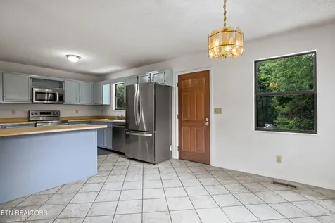 2710 Timberline Drive Maryville TN 37801