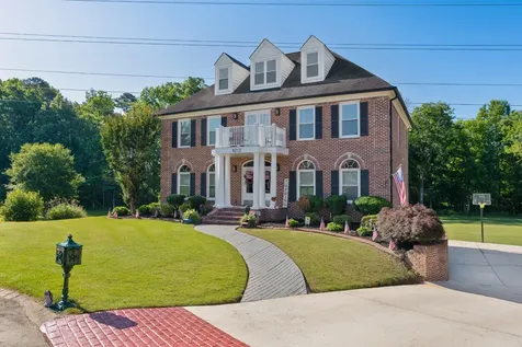 8212 Carriage Crossing Chattanooga TN 37421