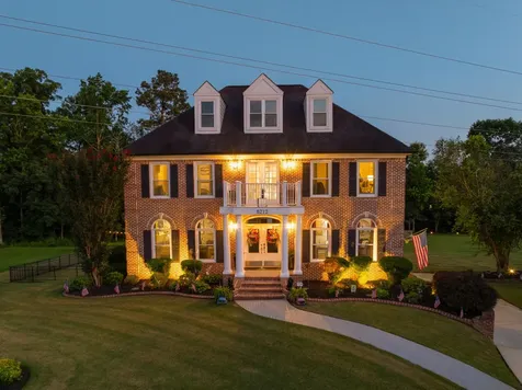 8212 Carriage Crossing Chattanooga TN 37421