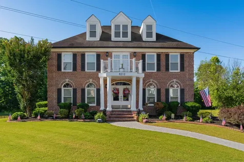 8212 Carriage Crossing Chattanooga TN 37421