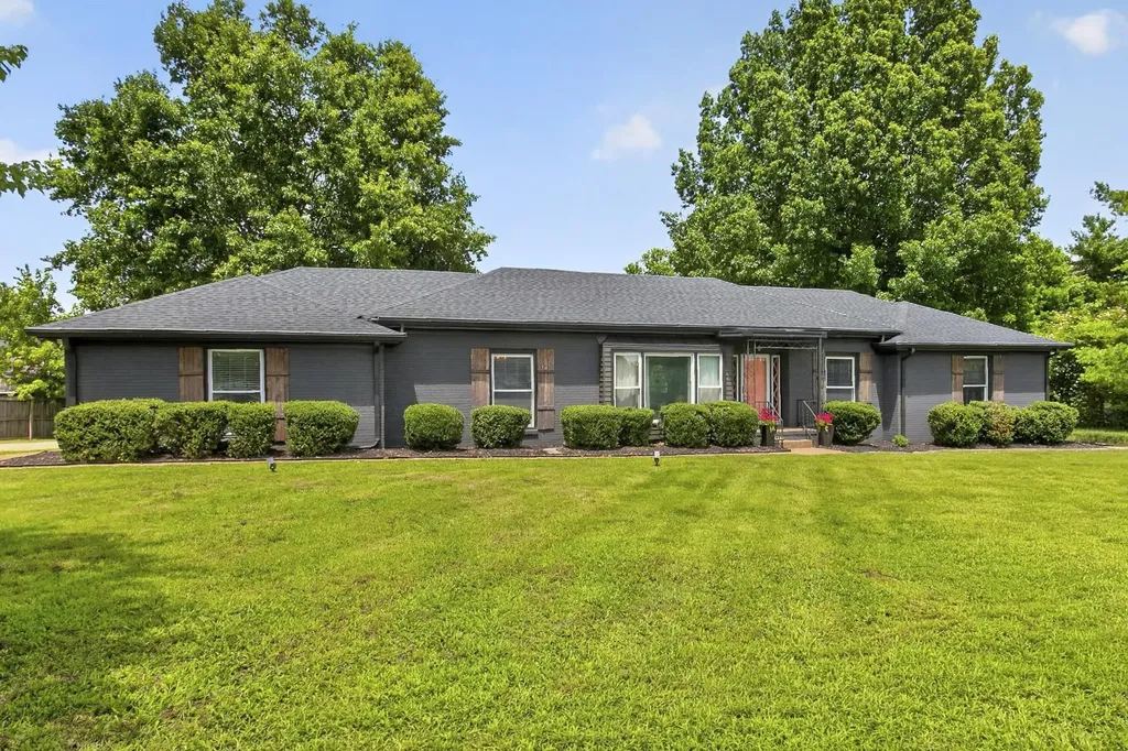 431 Douglas Bend Road Gallatin TN 37066