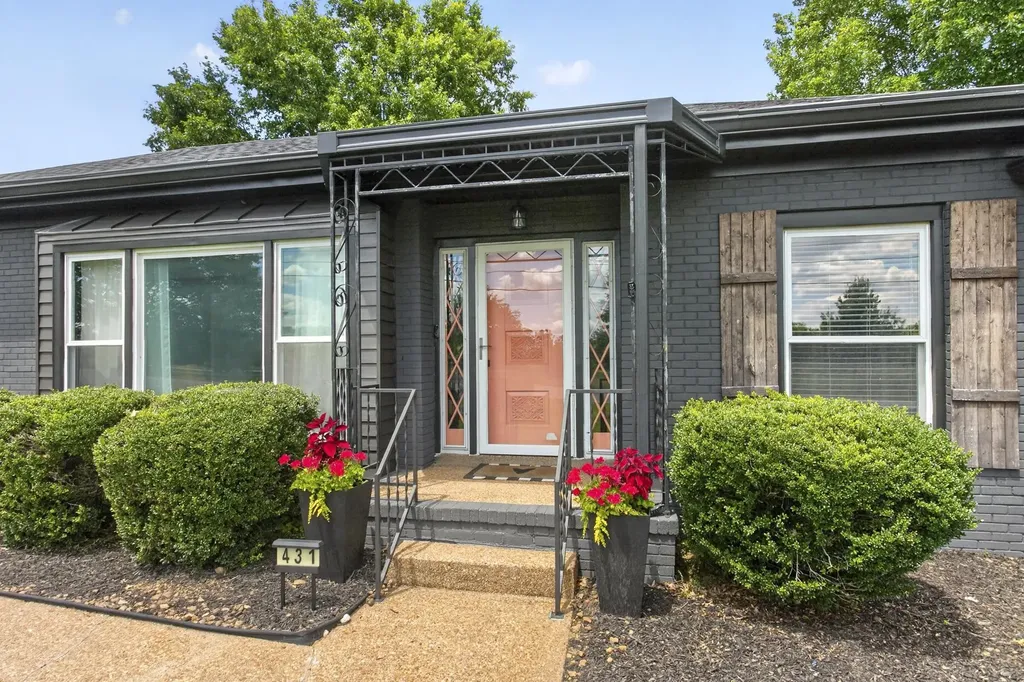431 Douglas Bend Road Gallatin TN 37066