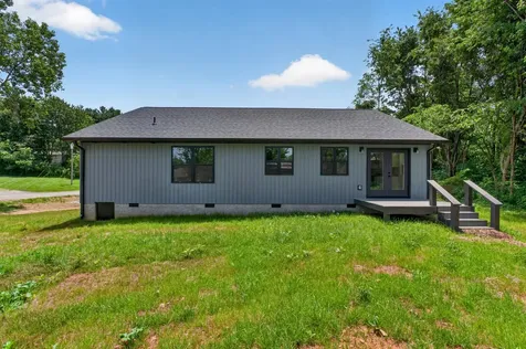 215 James Holman Road Sparta TN 38583