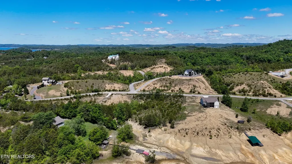 2 Emerald Pointe Boulevard Dandridge TN 37725