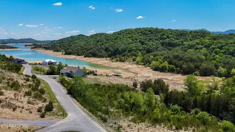 2 Emerald Pointe Boulevard Dandridge TN 37725