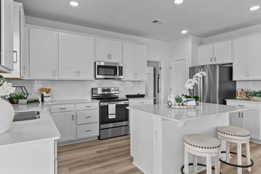 1700 Shapstone Drive Columbia TN 38401