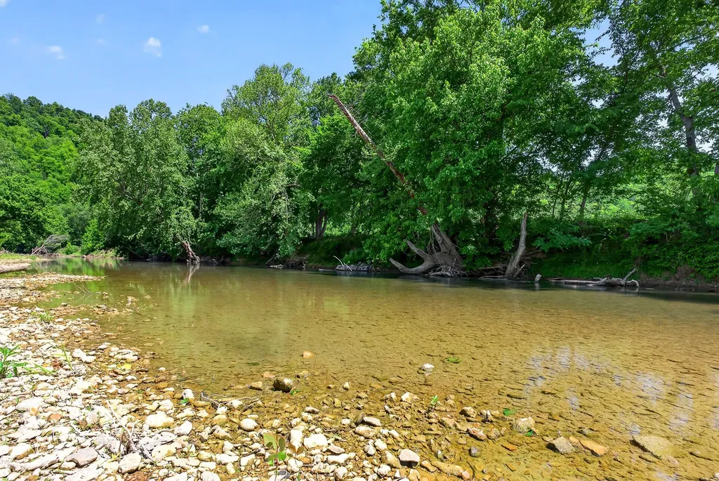 0 Roaring River Campground Gainesboro TN 38562