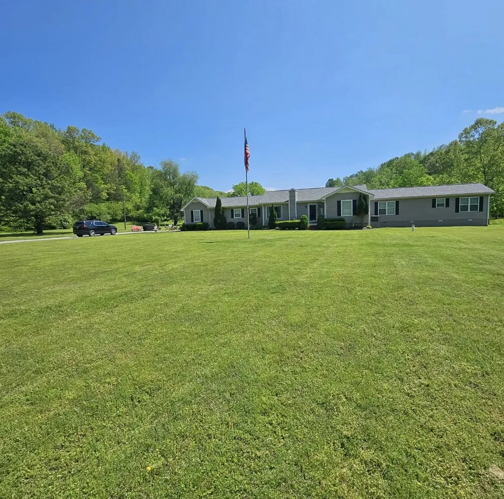 1355 Turkey Creek Road Dickson TN 37055